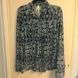 Roper paisley pearl snap button down, women’s medium. BRAND NEW CONDITION